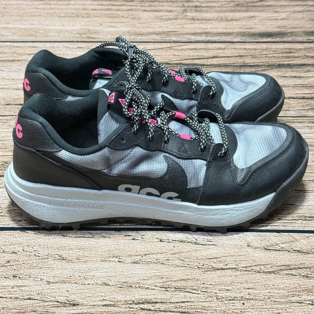 Nike ACG Lowcate Athletic Sneaker Men 10.5 Black Grey Pink DR1030-001 Hiking